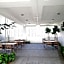 REVO at AURORA PLACE, Pavilion 2, 5 Minutes To AXIATA ARENA BUKIT JALIL FREE WIFI by De Harlequins Guesthouse
