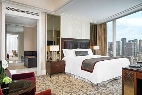 Manhattan Suite - One-Bedroom King Suite
