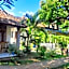 Lovina Beach Hotel
