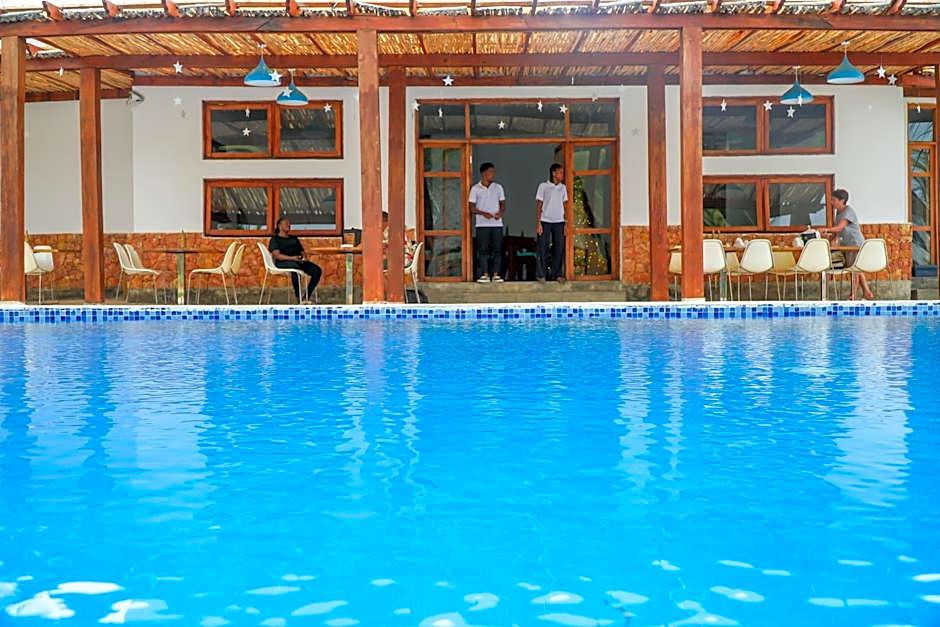 Raffia Boutique Hotel