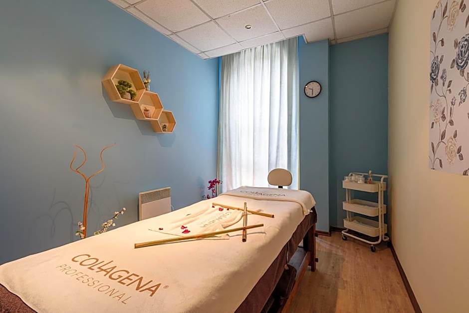 Grand Royale Apartment Complex & Spa