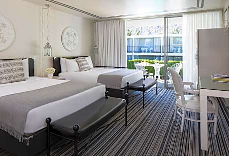 Deluxe Queen Room with Two Queen Beds