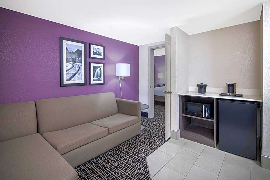 La Quinta Inn & Suites by Wyndham Chattanooga - East Ridge