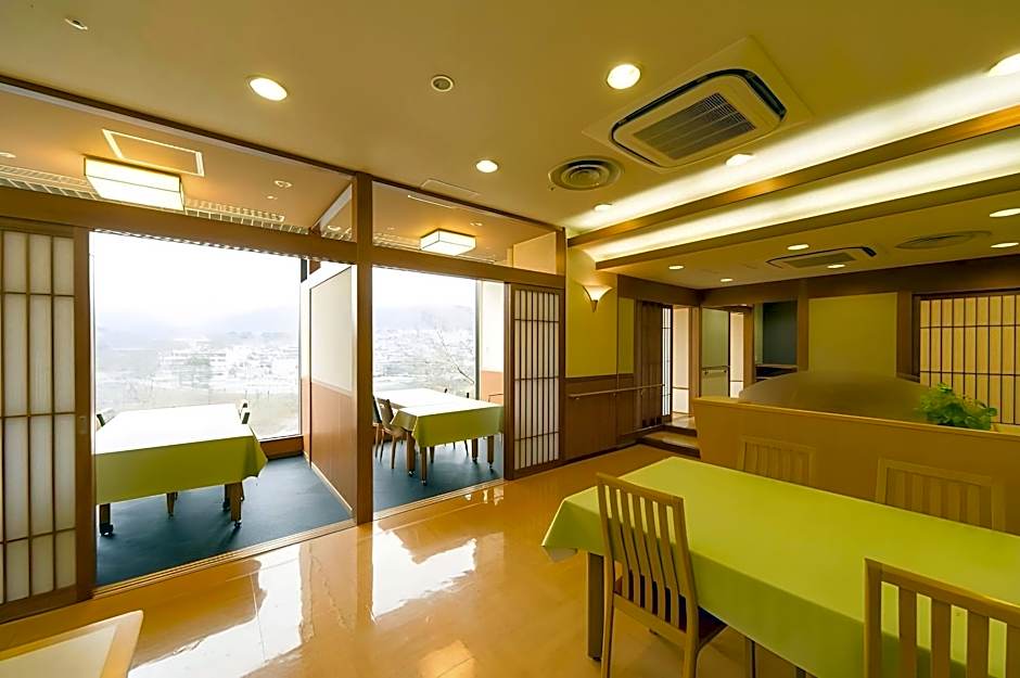 KAMENOI HOTEL OME