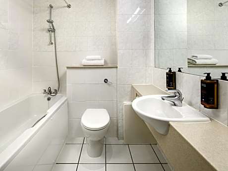 The Harlow Hotel By AccorHotels
