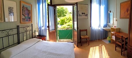 Double Room with Shared Bathroom