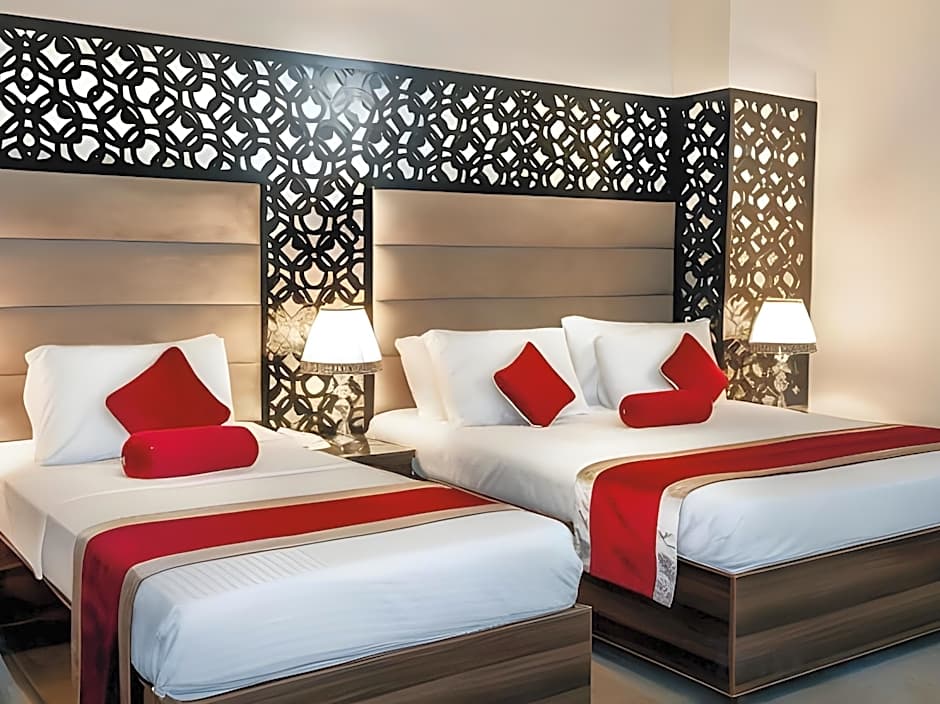 Rose Palace Hotel