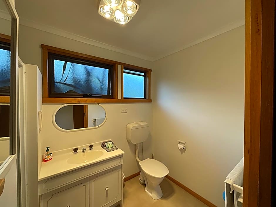 Silver Ridge Retreat