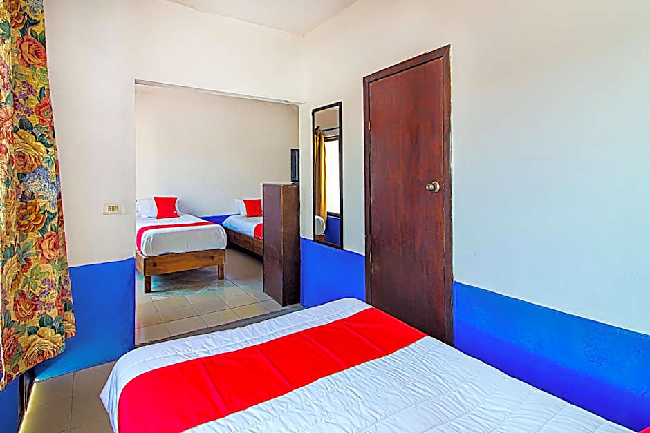 OYO Hotel Posada Los Faroles