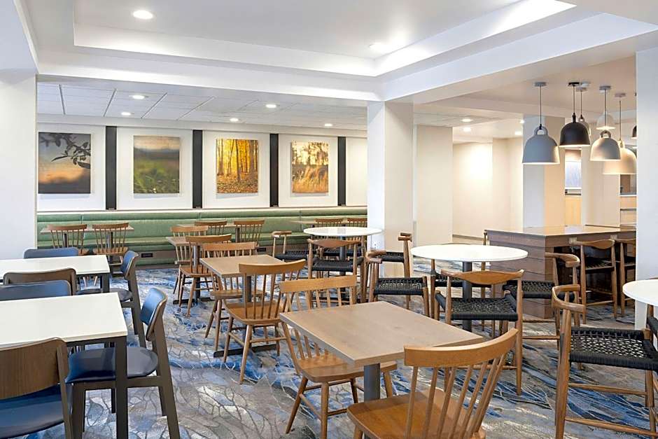 Fairfield Inn & Suites by Marriott Buffalo Airport