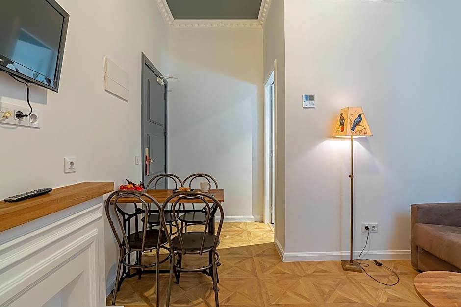 Casa Gracia Apartments