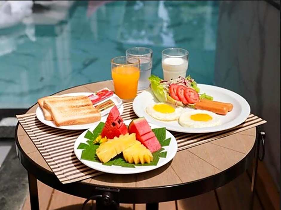 Tour De Phuket Hotel - SHA Plus