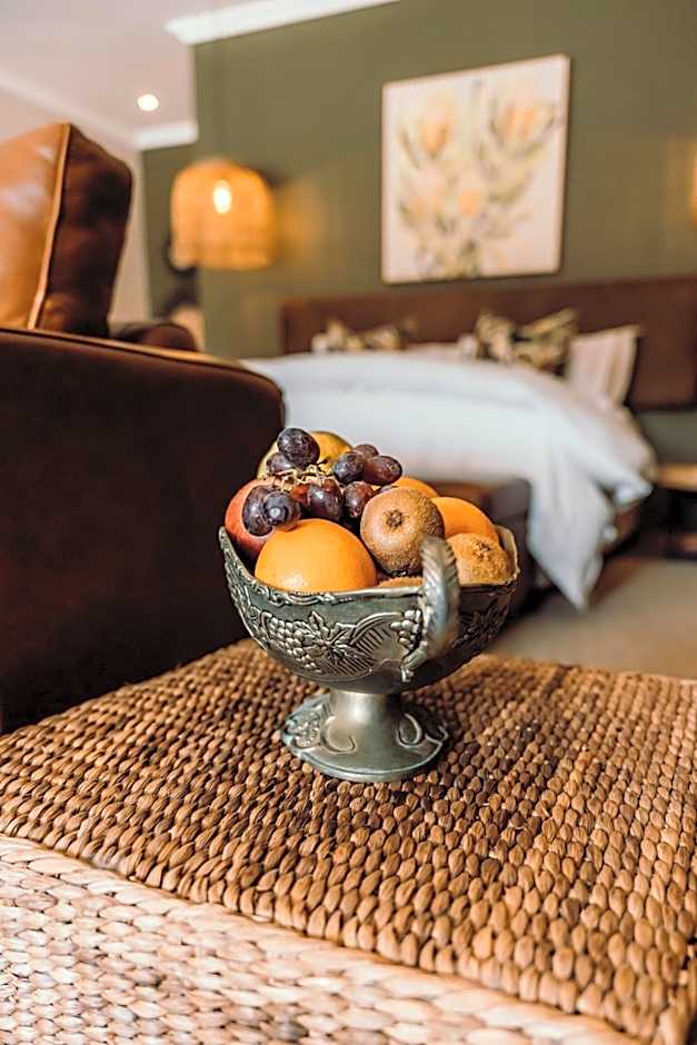 Bambuu Lakeside Lodge