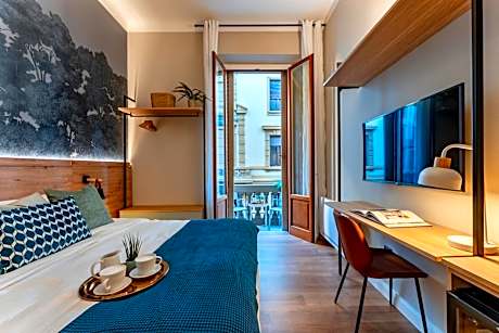 Deluxe Double Room with Balcony