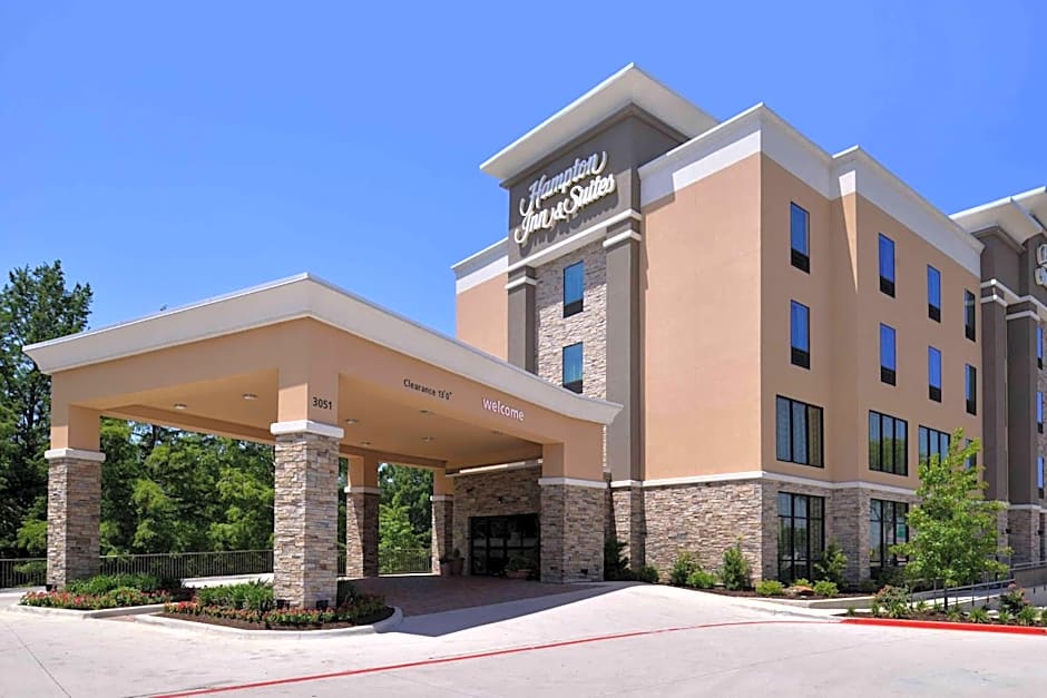 Hampton Inn By Hilton & Suites Dallas Market Center