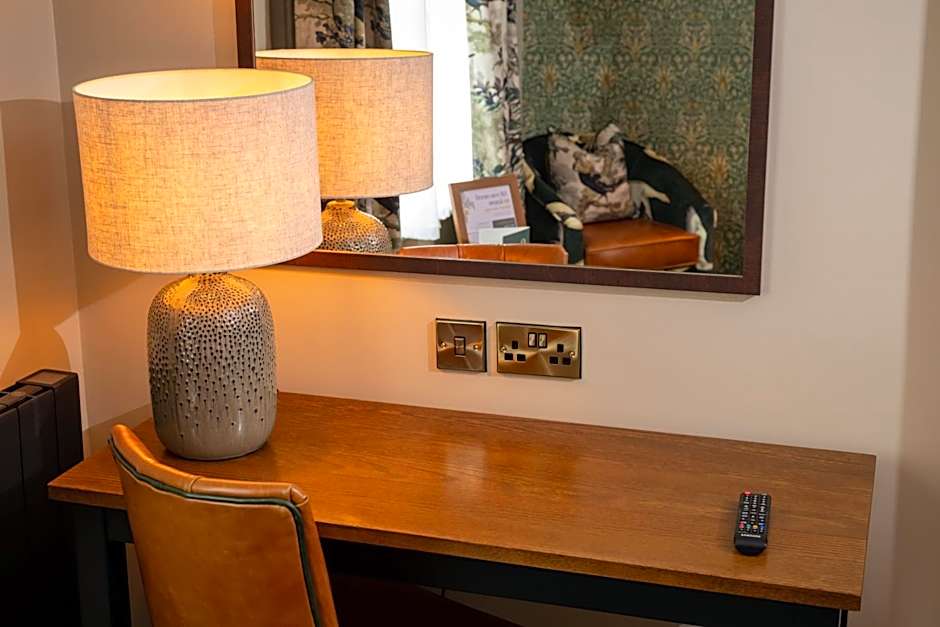 Wheatsheaf Hotel by Chef & Brewer Collection