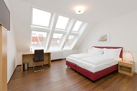 Vienna Stay Apartments or Rooms 1050