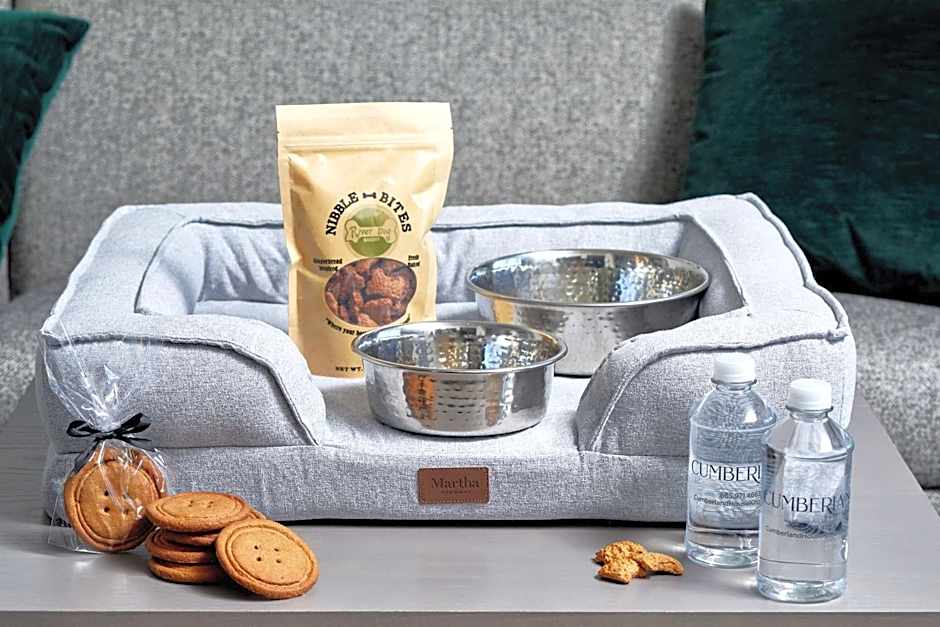 Cumberland House Knoxville, Tapestry Collection by Hilton