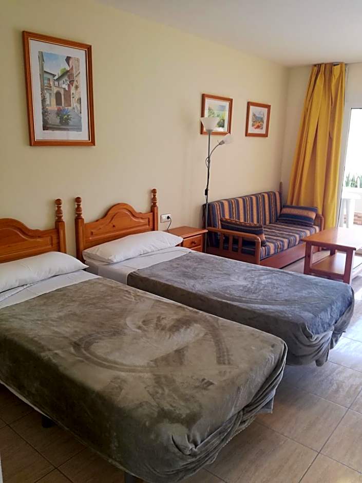 APARTAMENTOS PARQUE CAROLINA