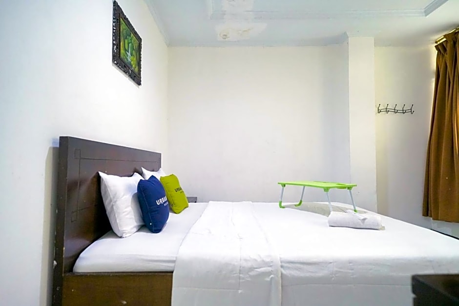 Urbanview Hotel Bes Mangga Besar
