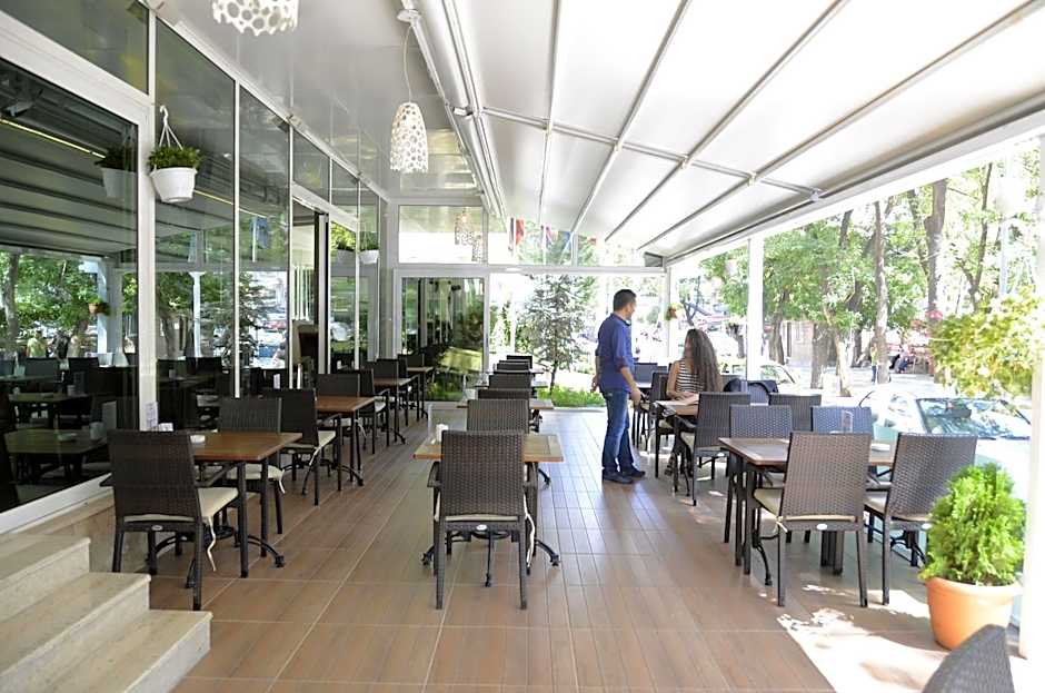 Alba Hotel
