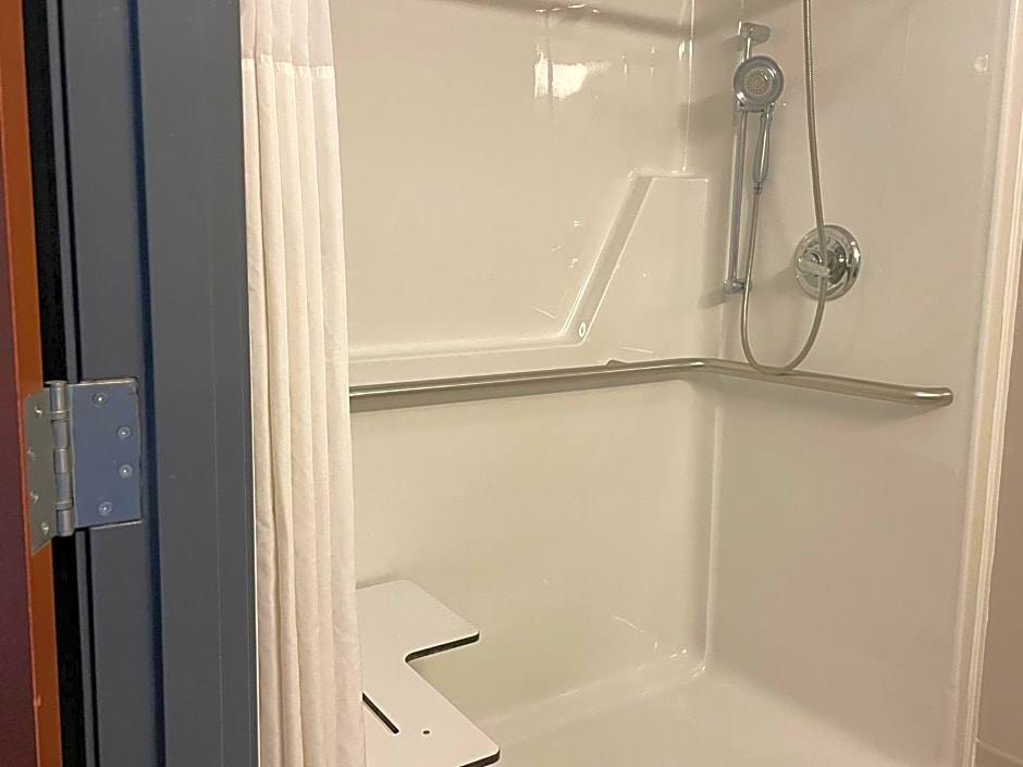 Red Roof Inn PLUS+ Washington DC Rockville