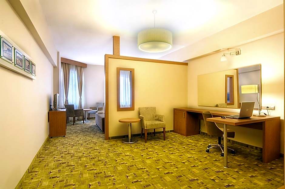 Cerkezkoy Business Hotel