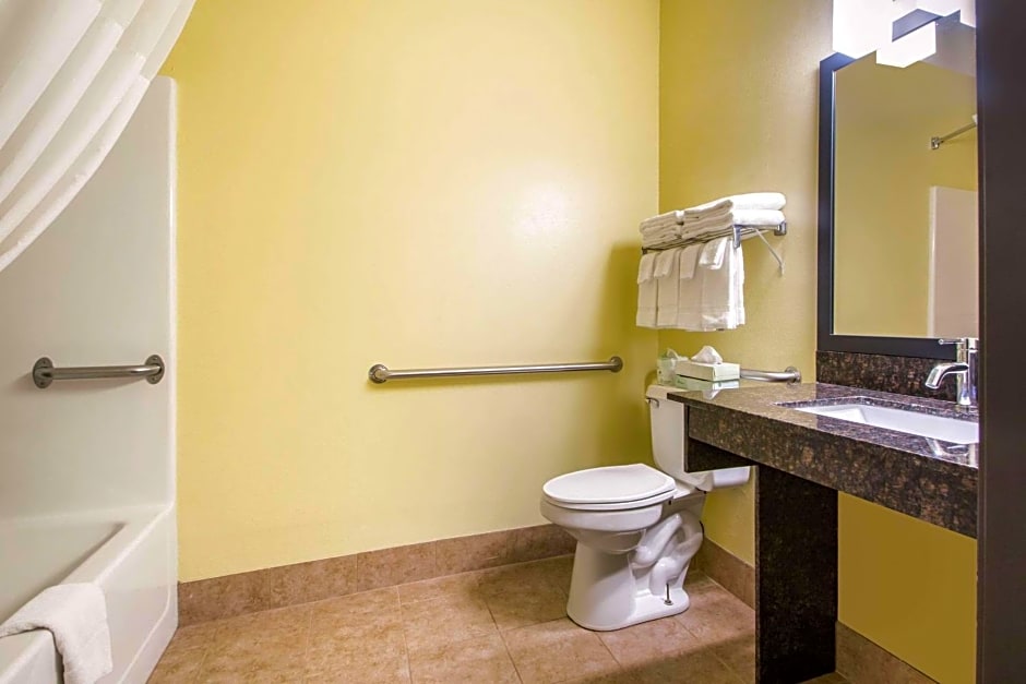 Quality Inn & Suites