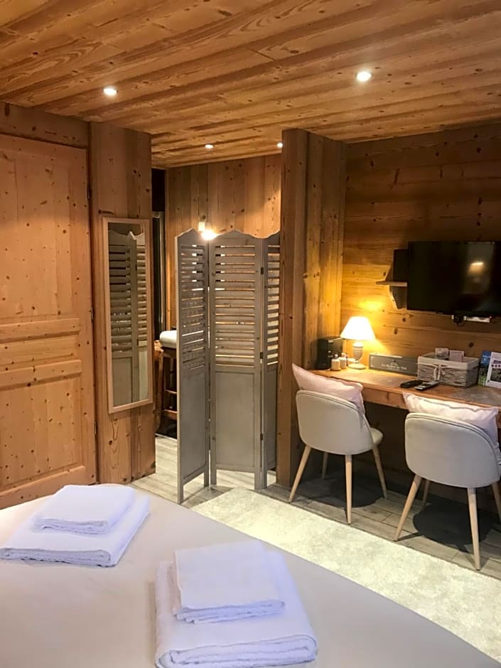 Chez Fred et Carine (Petit-déjeuner bio inclus)