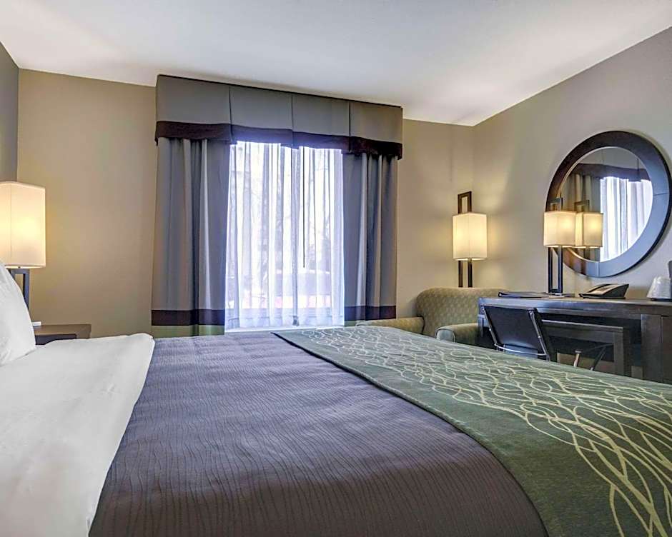 Comfort Inn & Suites El Paso I-10 Airport Area