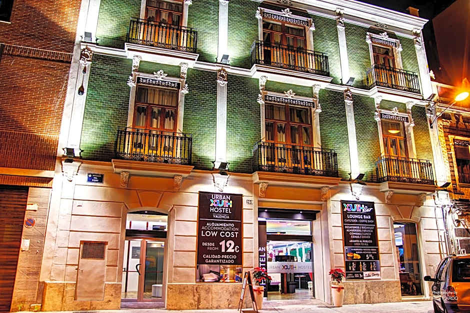 Urban Youth Hostel