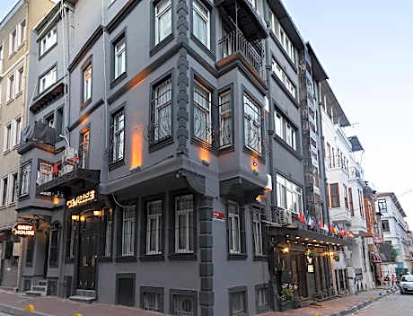 Premium - 2 PCs Included