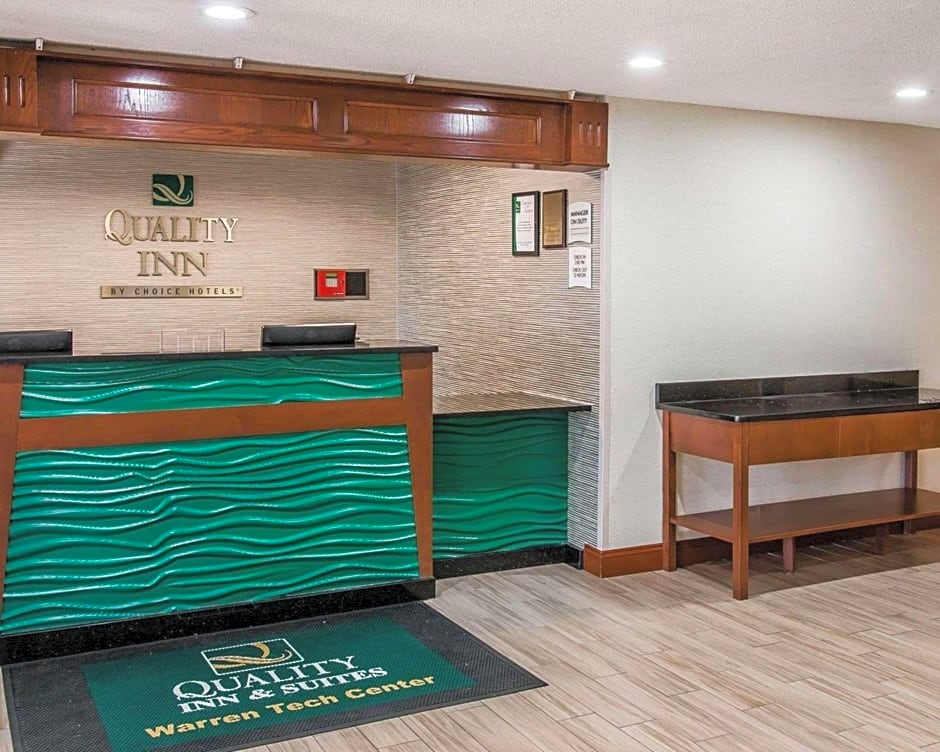 Quality Inn & Suites Warren