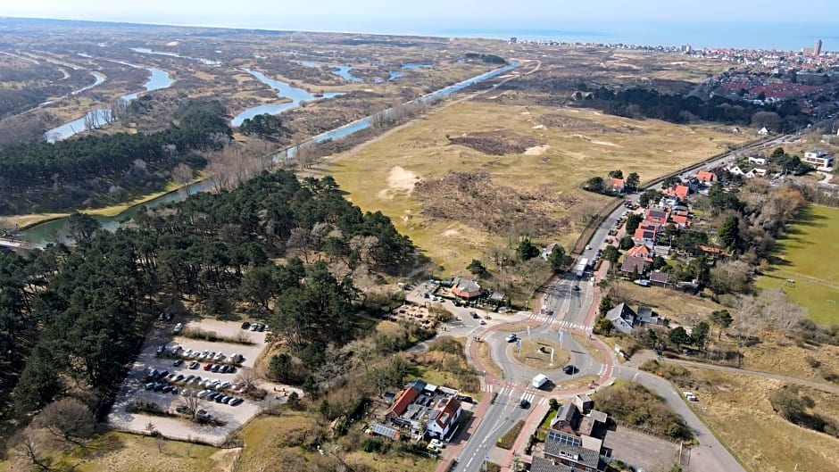 B&B het duinhuisje met jacuzzi, gratis parkeren, 2 fietsen te leen, airco