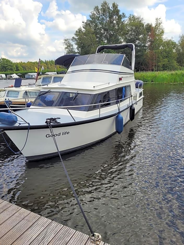 Amsterdam Boat & Breakfast