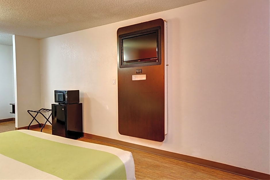 Motel 6 Houston Hobby