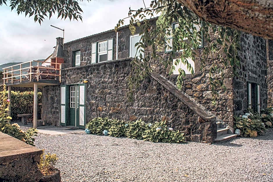 Adegas do Pico Hotel 514262087