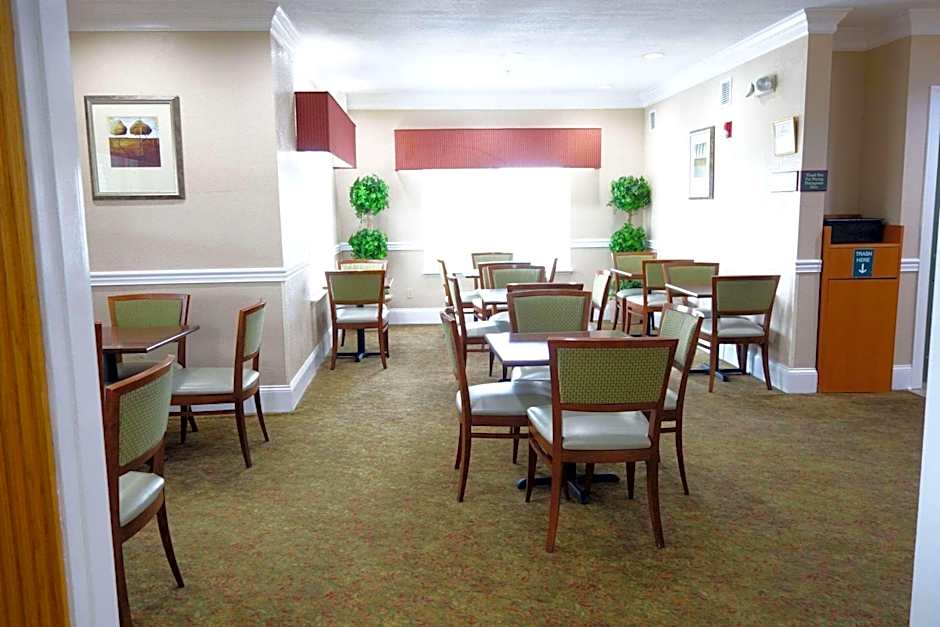 Country Inn & Suites by Radisson, Biloxi-Ocean Springs, MS