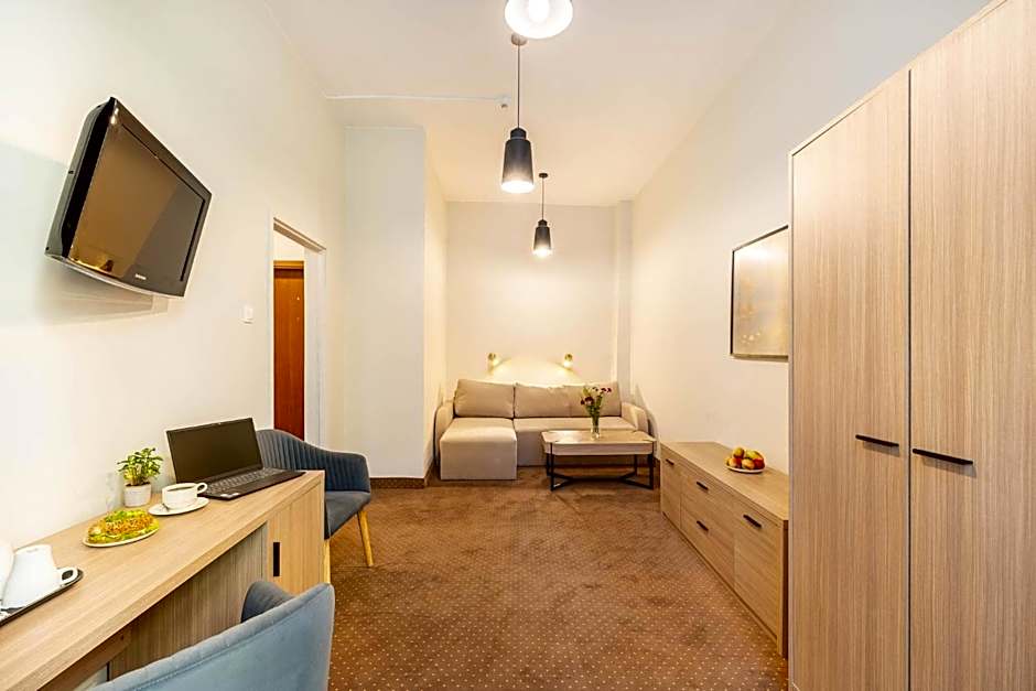 Hotel Lothus