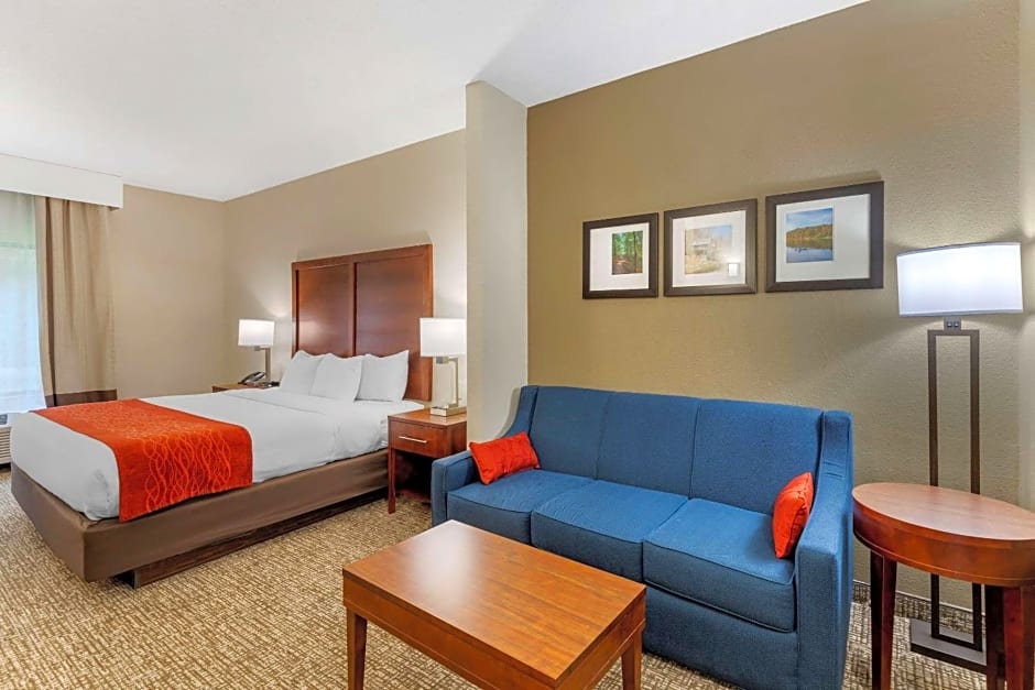 Comfort Inn & Suites