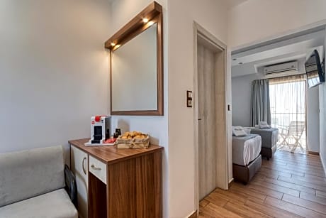 Classic Double Room with Partial Sea View (annex)