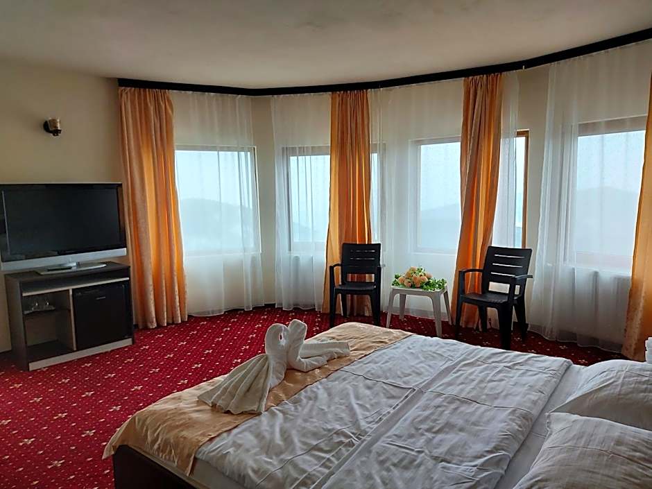 HOTEL CARMINA