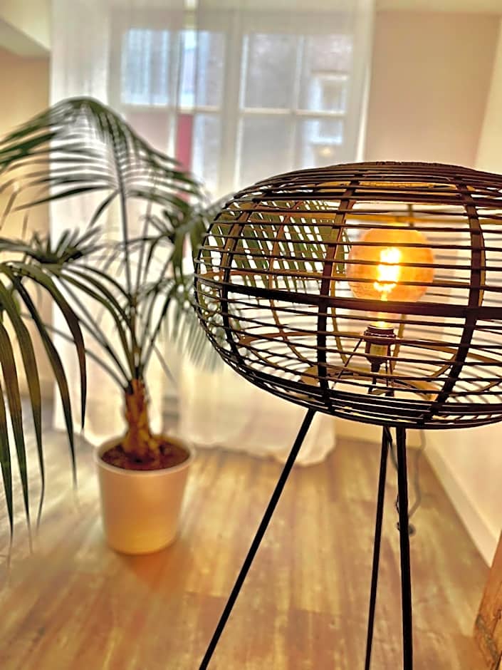 Atelier Raamwerk City Atelier Apartment for Friends and Families 125m2!