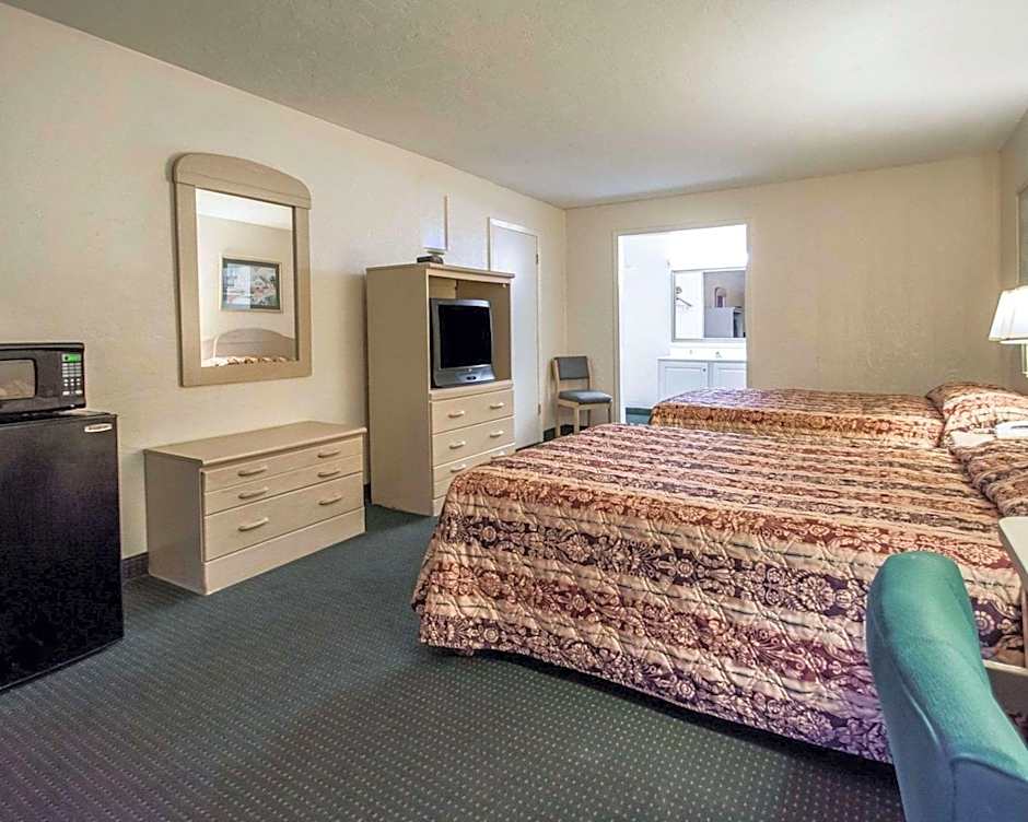 Rodeway Inn Gainesville - University Area