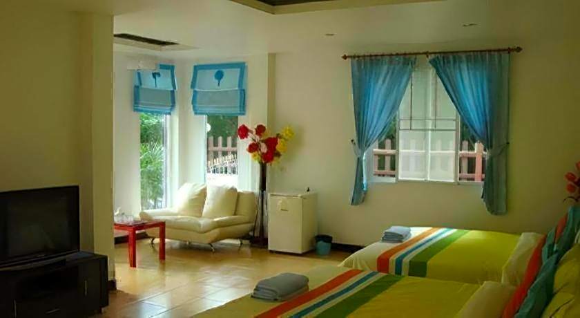 Sea beach Koh Larn 2 Hotel