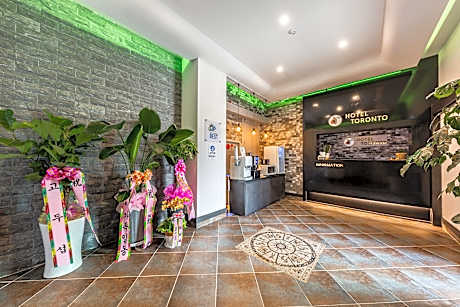 Chungju Toronto Hotel