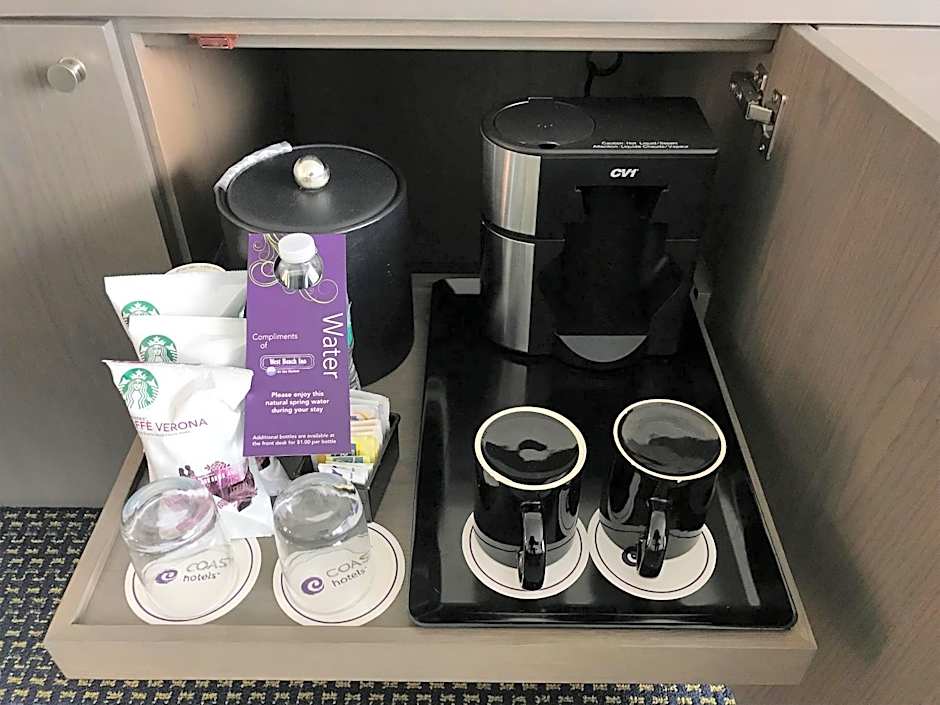 West Beach Inn, a Coast Hotel