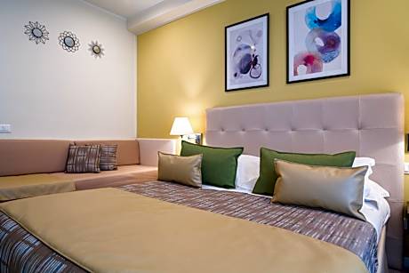 Comfort connecting rooms with side sea view- Two Bathrooms