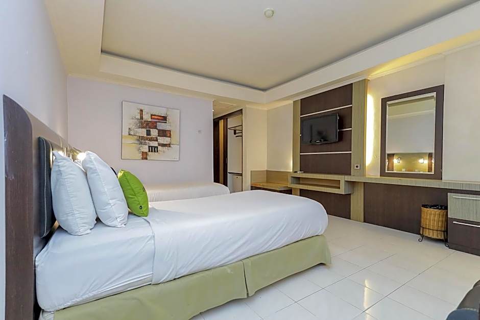 Urbanview Hotel Taman Suci Denpasar Bali