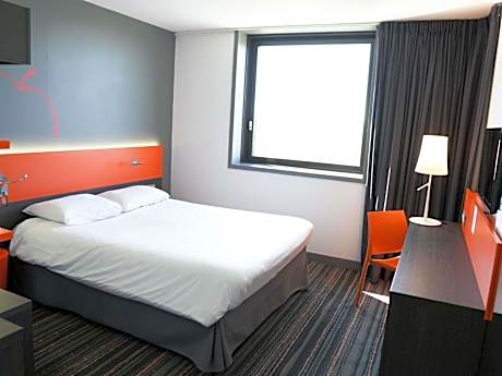 Standard One Double Bed